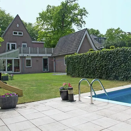Holiday Poolhouse